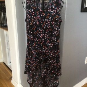 Cute floral print high low top